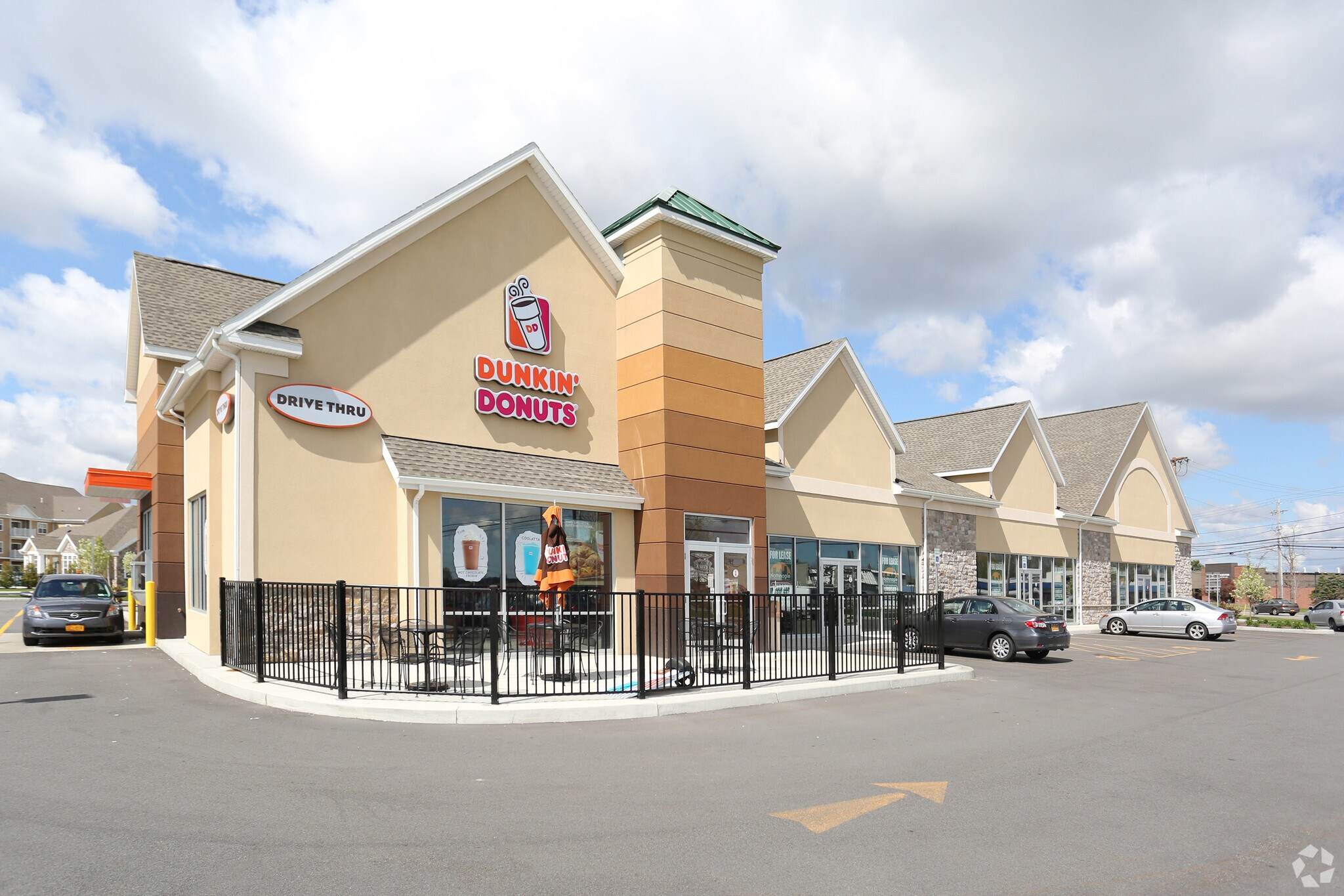 2341 Brighton Henrietta Town Line Rd, Rochester, NY à louer Photo principale- Image 1 de 15