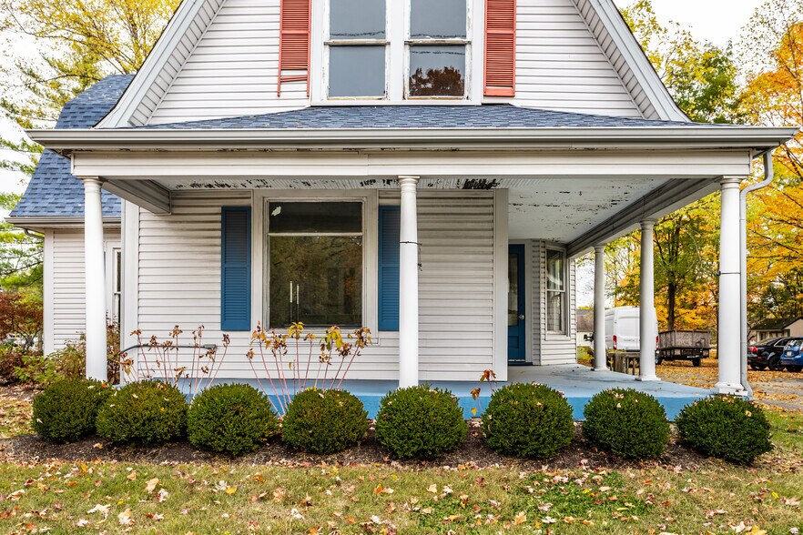 7507 Michigan Rd, Indianapolis, IN à vendre - Photo du bâtiment - Image 3 de 70