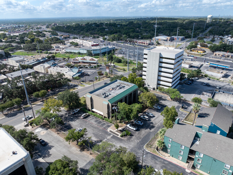 7475 Callaghan Rd, San Antonio, TX for sale - Building Photo - Image 3 of 17