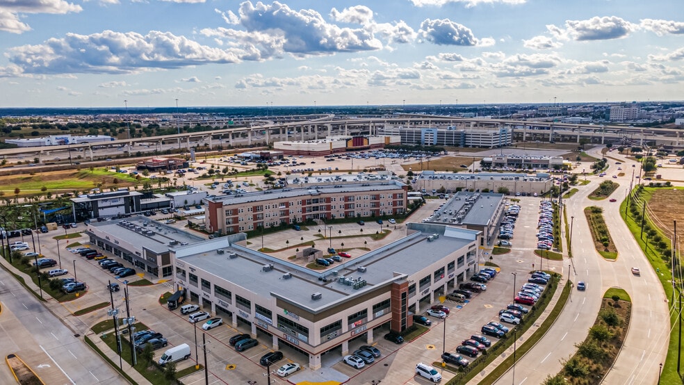 1223 Grand West Blvd, Katy, TX for lease - Building Photo - Image 1 of 35