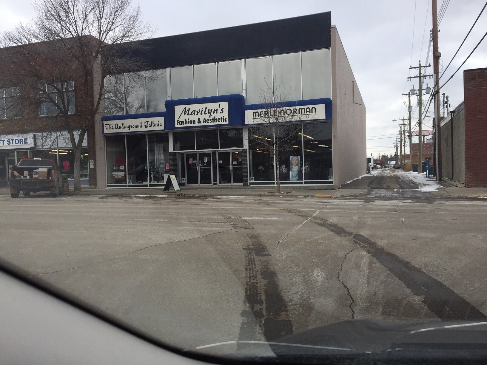 337 Centre St, Drumheller, AB for sale Building Photo- Image 1 of 1