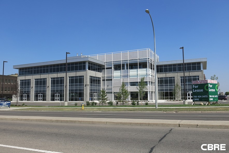 16904-16952 107th Ave NW, Edmonton, AB for lease - Building Photo - Image 3 of 5