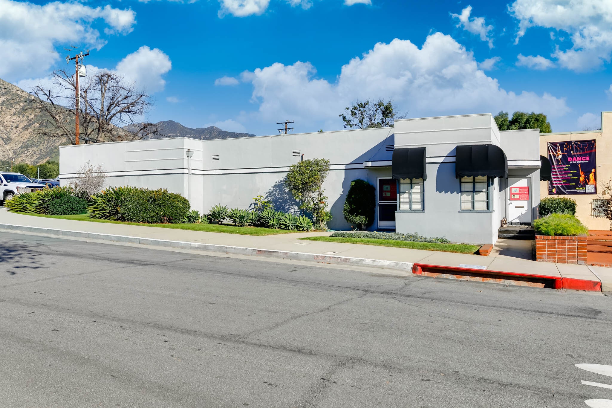 95 W Sierra Madre Blvd, Sierra Madre, CA for sale Primary Photo- Image 1 of 36