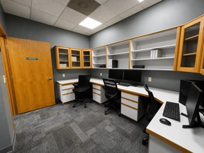 1929 N Washington St, Bismarck, ND for lease Interior Photo- Image 1 of 9