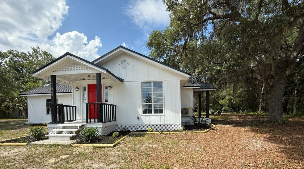 656 State Rd 20 rd, Palatka, FL à vendre - Photo du bâtiment - Image 2 de 14