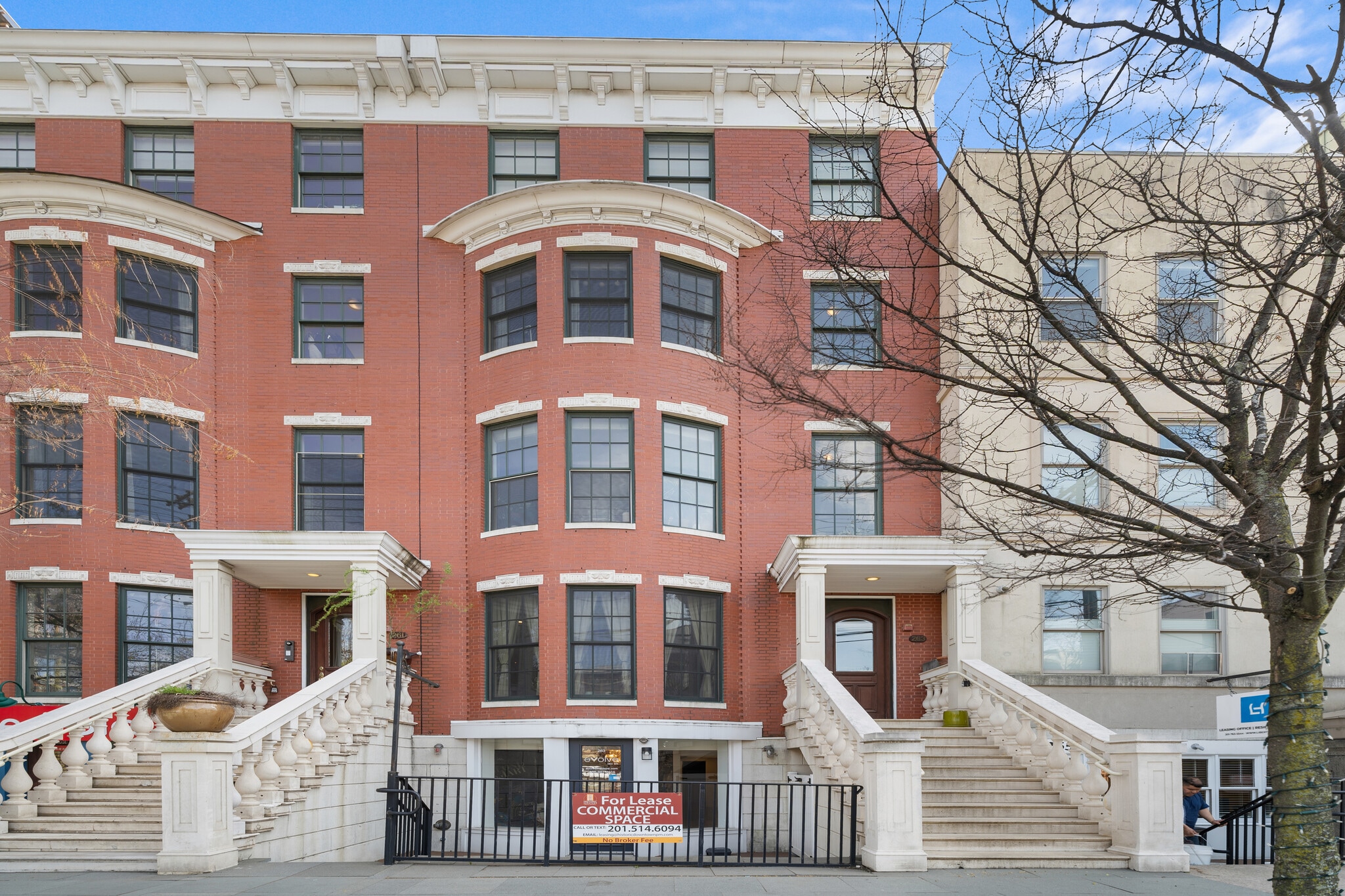 263 Grand St, Jersey City, NJ for lease Building Photo- Image 1 of 11