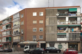 Plus de détails pour Calle Sierra de Gredos, 28, Madrid - Vente au détail à louer