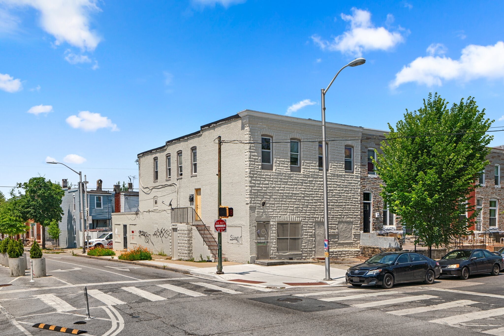 2800 Huntingdon Ave, Baltimore, MD à louer Photo principale- Image 1 de 8