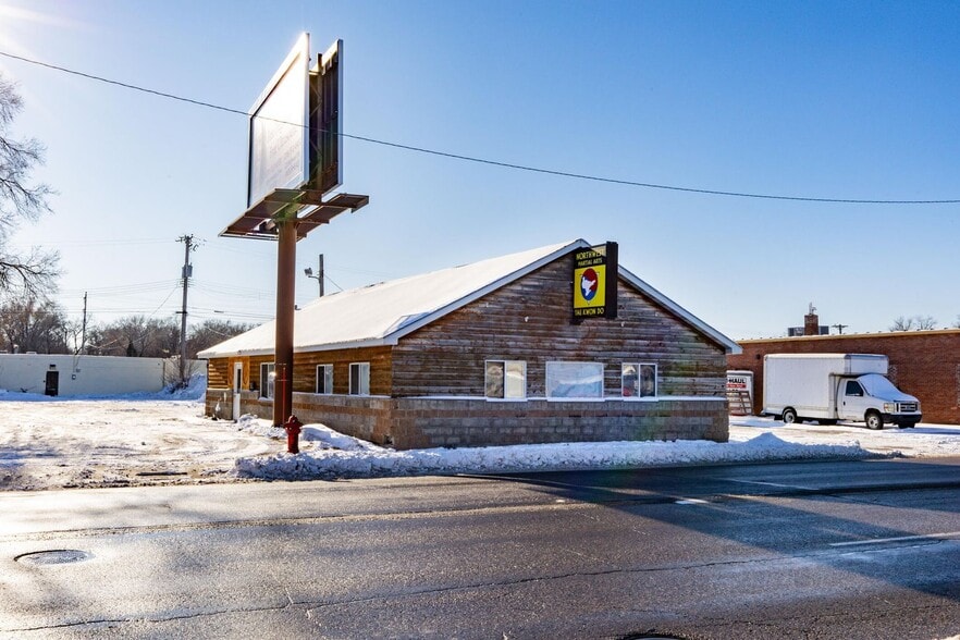 1430 Main Ave, Fargo, ND for sale - Building Photo - Image 3 of 19