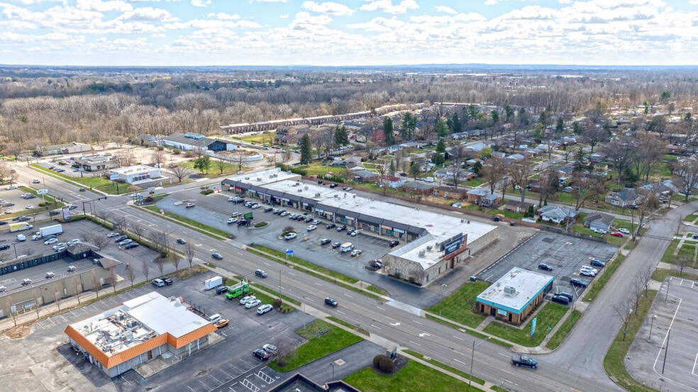 5091-5139 E Main St, Columbus, OH for lease - Building Photo - Image 3 of 10