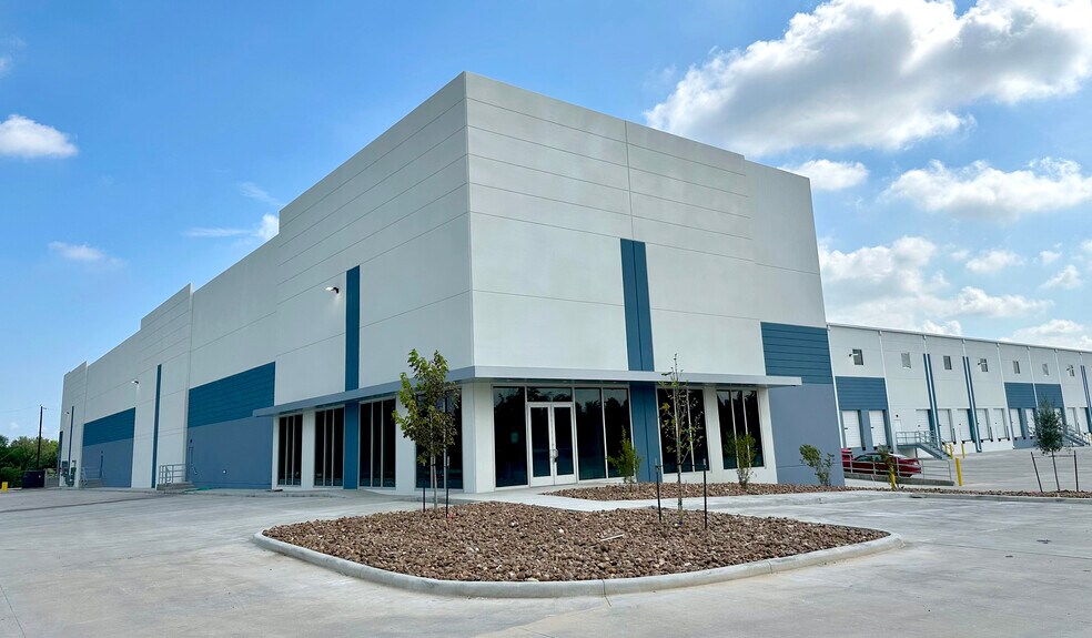 5475 Allen-Genoa Rd, Houston, TX à louer - Photo du bâtiment - Image 3 de 7