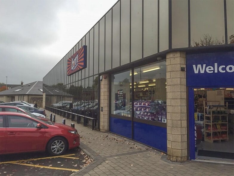 John St, Penicuik for lease - Building Photo - Image 1 of 3