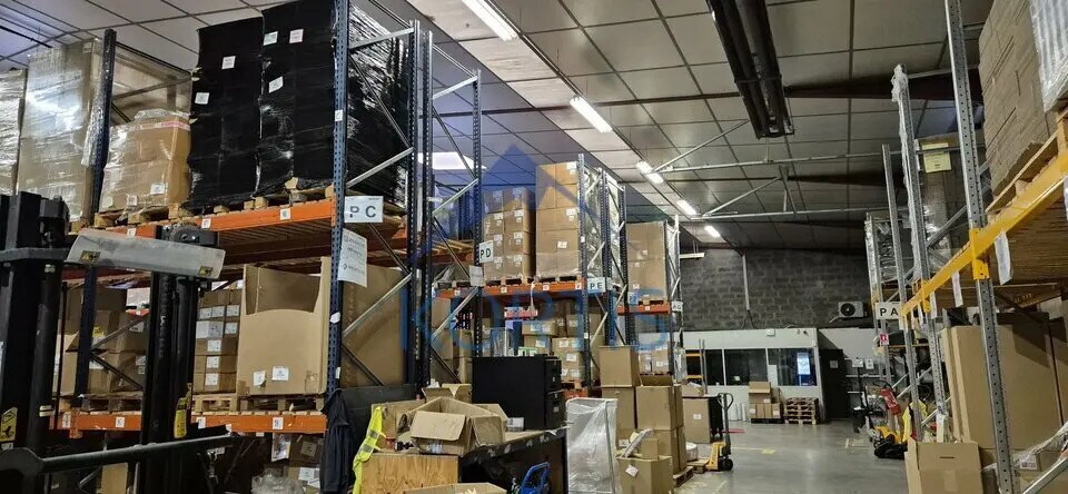 Flex dans Chassieu à louer Photo du bâtiment- Image 1 de 14