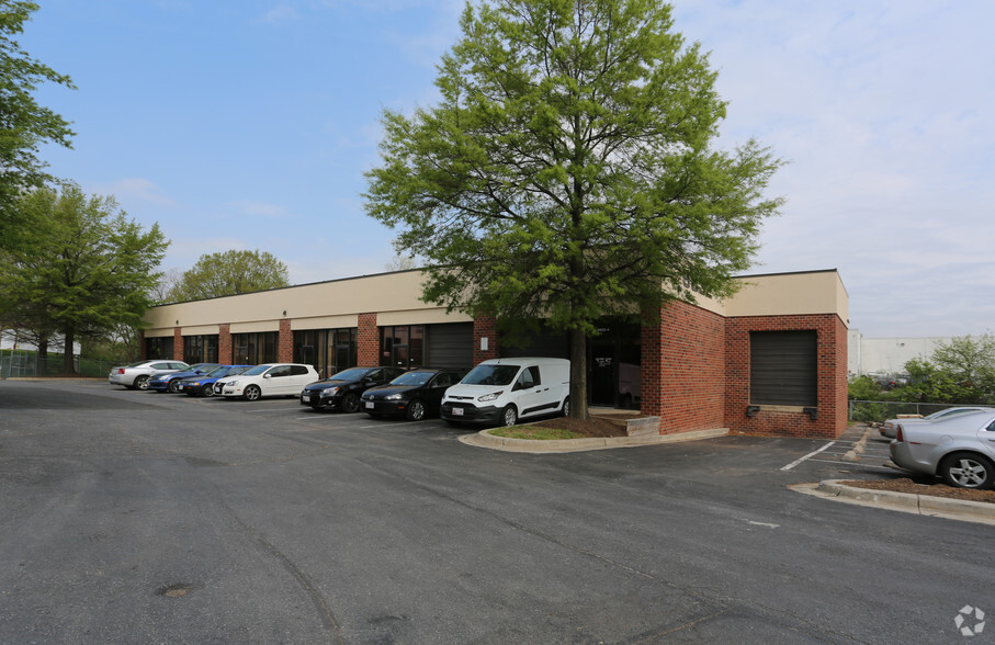 6832 Industrial Dr, Beltsville, MD à vendre - Photo principale - Image 1 de 1