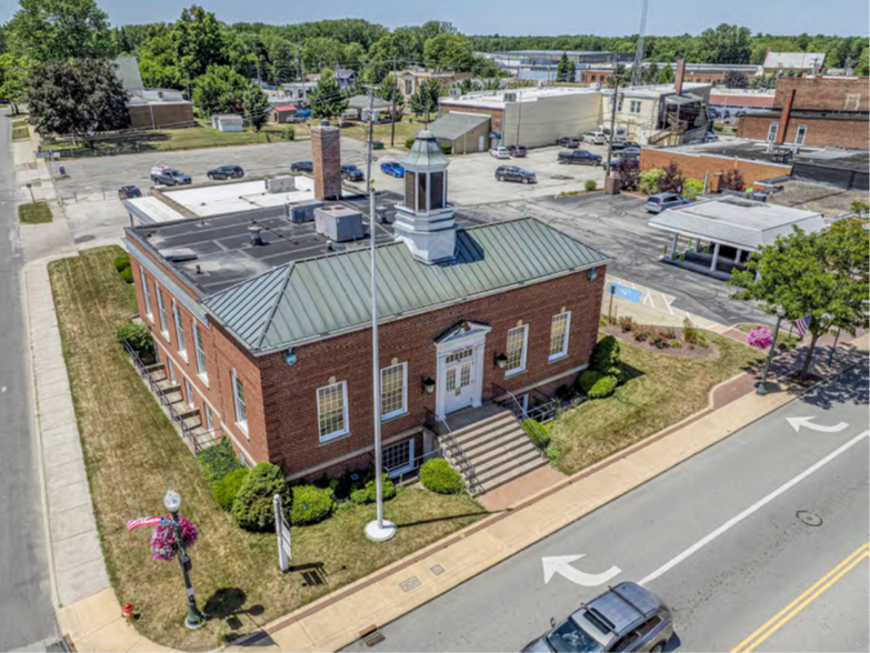 96 S Broadway, Geneva, OH for sale - Building Photo - Image 2 of 20