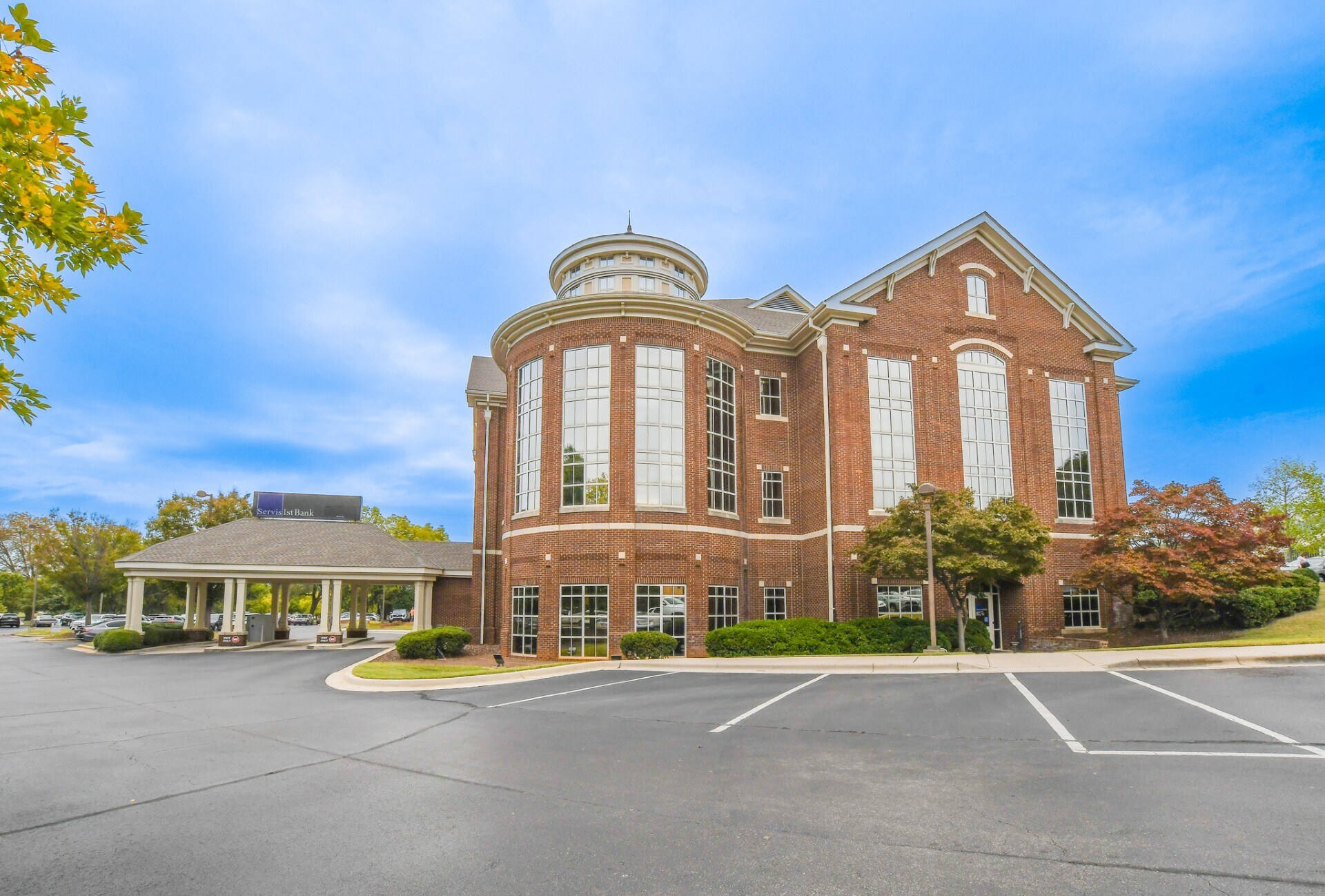 401 Meridian St N, Huntsville, AL à louer Photo du bâtiment- Image 1 de 7