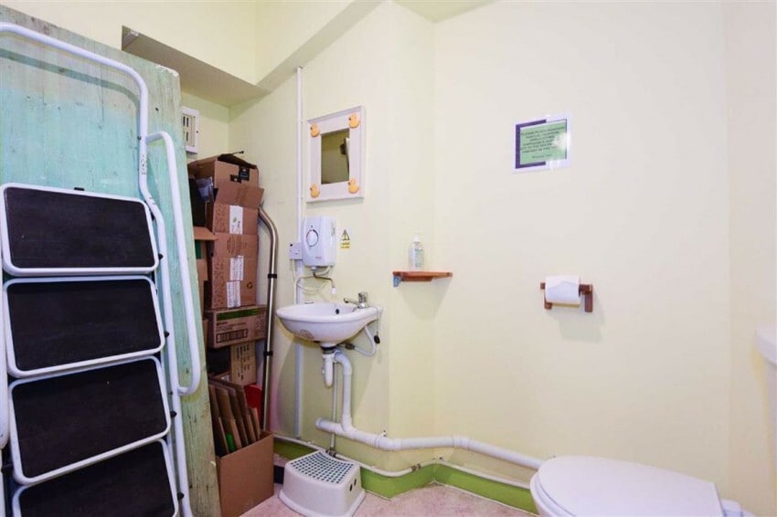 39 High St, Grantown On Spey for sale - Interior Photo - Image 3 of 12