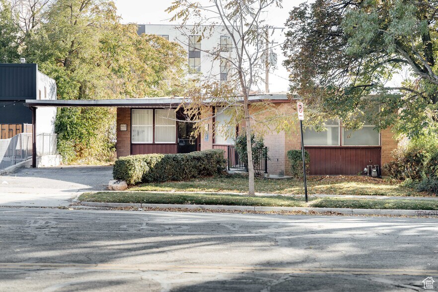 462 E 100 S, Salt Lake City, UT à vendre - Photo du bâtiment - Image 1 de 19