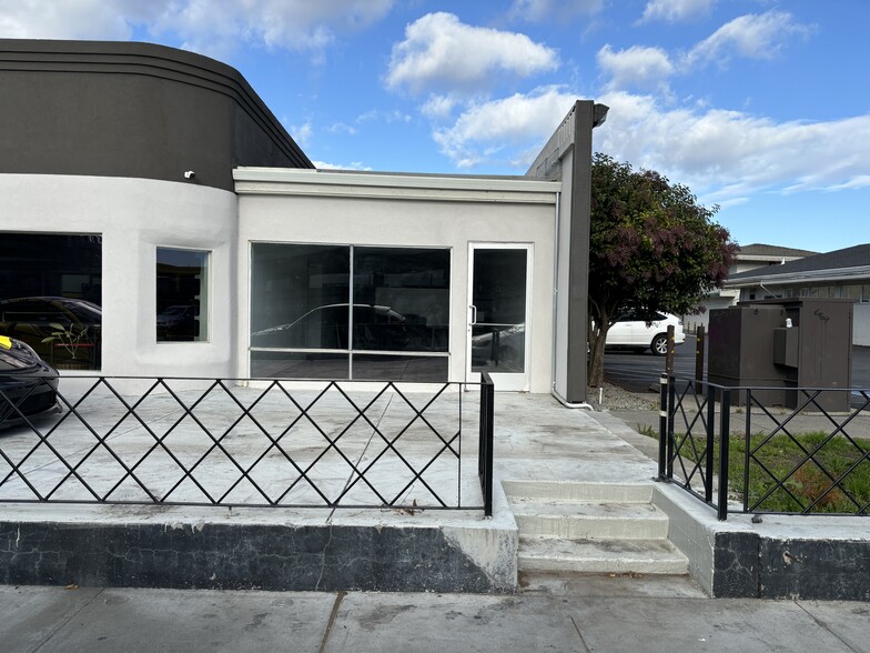 721 E Francisco Blvd, San Rafael, CA for lease - Building Photo - Image 2 of 6