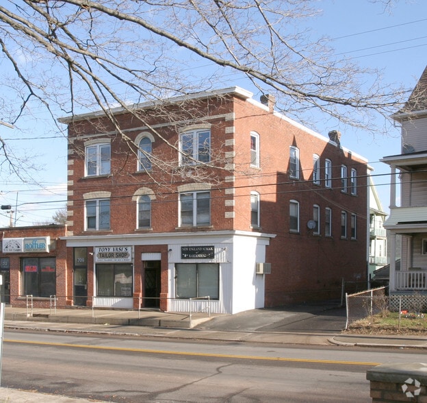 707-713 Stanley St, New Britain, CT for lease - Building Photo - Image 3 of 8