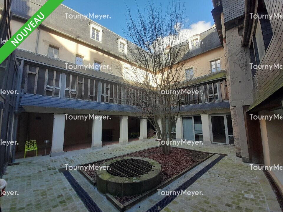 Office in Rennes for sale Building Photo- Image 1 of 5