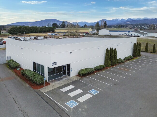 Plus de détails pour 301 Business Park Loop, Sequim, WA - Industriel à louer