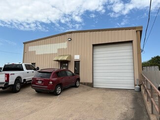 Plus de détails pour 2215 Solona St, Haltom City, TX - Industriel à vendre