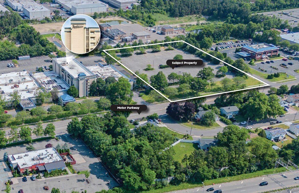 110 Motor Pky, Hauppauge, NY for sale Building Photo- Image 1 of 5