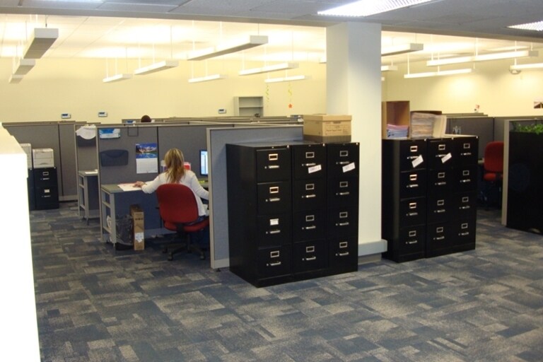 145 N Bartlett St, Medford, OR à vendre - Photo du bâtiment - Image 3 de 10