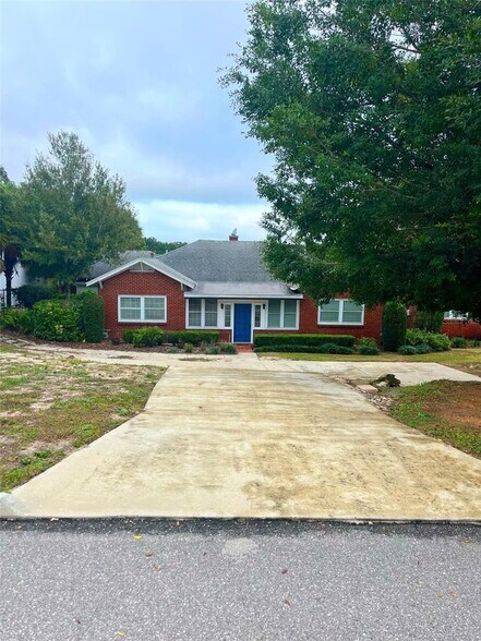1200 W Lake Otis Dr Se, Winter Haven, FL à vendre - Photo du bâtiment - Image 2 de 24