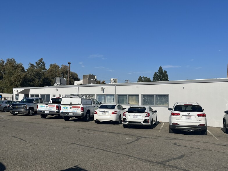 4619 Auburn Blvd, Sacramento, CA for lease - Building Photo - Image 2 of 8