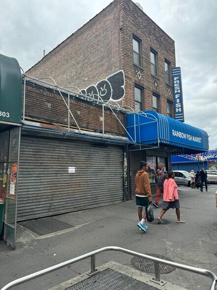 9104 Sutphin Blvd, Jamaica, NY à louer - Photo du bâtiment - Image 3 de 4