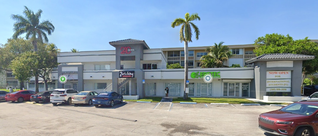 240 Old Federal Hwy, Hallandale Beach, FL à louer Photo du bâtiment- Image 1 de 6