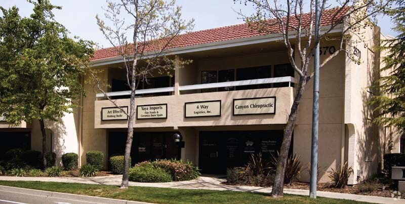 2580 San Ramon Valley Blvd, San Ramon, CA à louer - Photo du bâtiment - Image 2 de 13