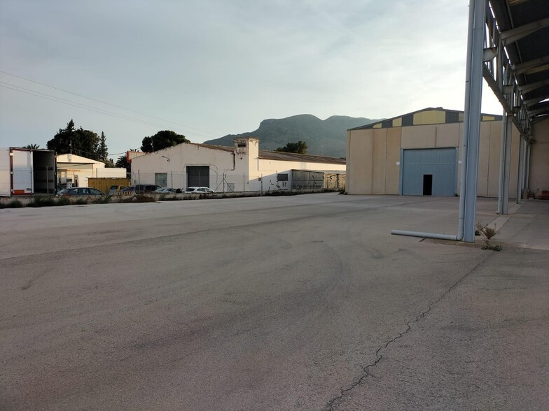 Industrial in Orihuela, Alicante for sale - Building Photo - Image 1 of 12