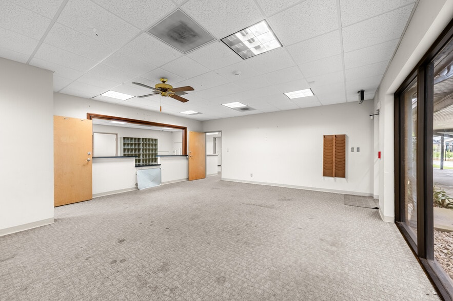 13414 Medical Complex Dr, Tomball, TX for sale - Building Photo - Image 3 of 51
