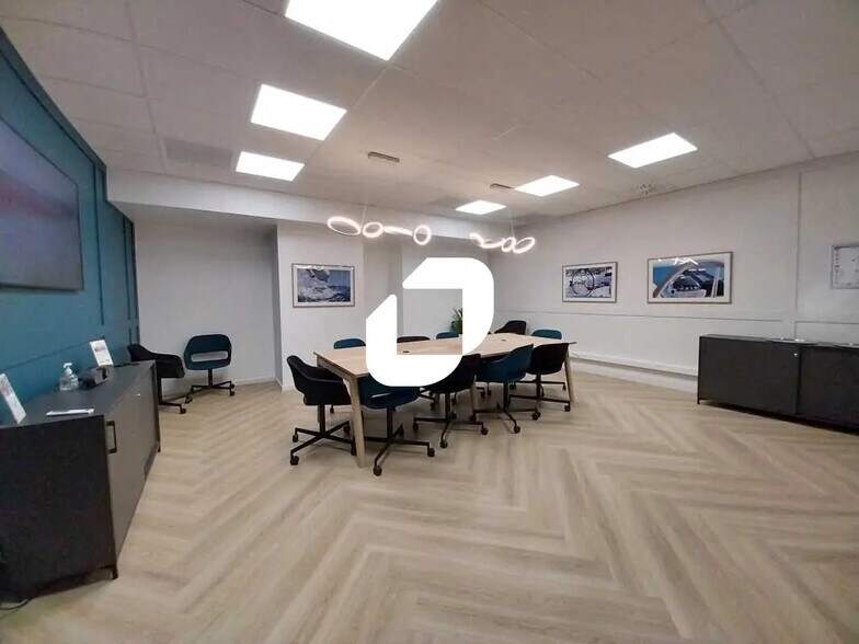 Bureau dans Montpellier à louer - Photo du bâtiment - Image 2 de 18