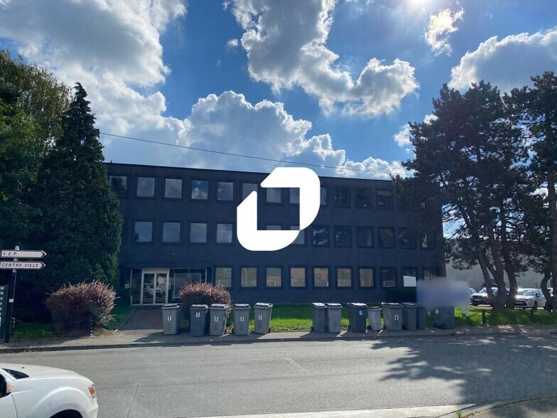16 Place Gambetta, Wasquehal à louer - Photo du bâtiment - Image 3 de 6