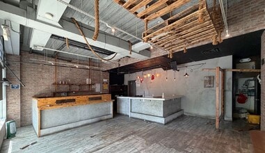 541 Myrtle Ave, Brooklyn, NY for lease Interior Photo- Image 2 of 3