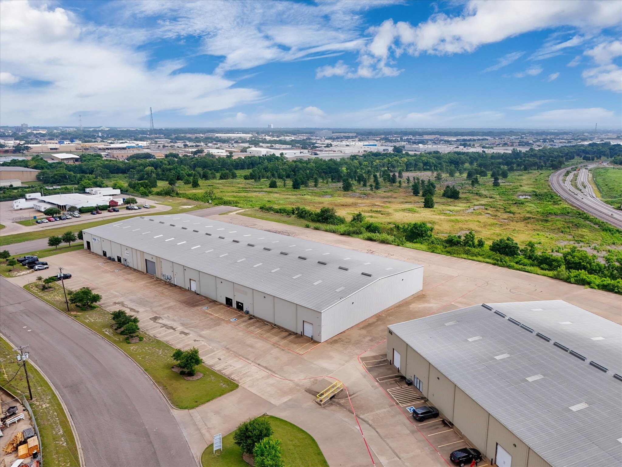 700 Schroeder Dr, Waco, TX for lease Building Photo- Image 1 of 8