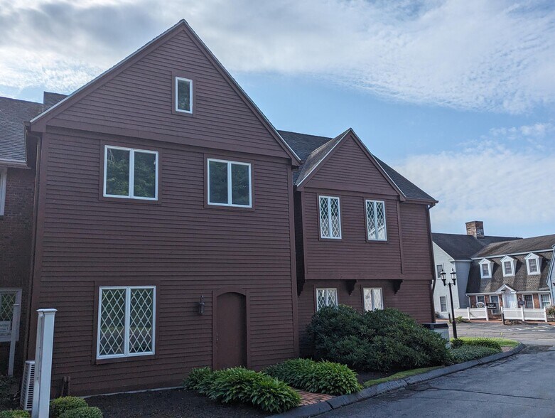 250 State St, North Haven, CT à vendre - Photo du bâtiment - Image 1 de 21