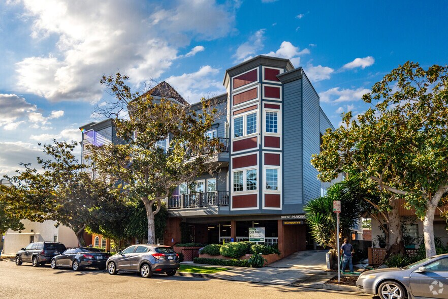 1448 15th St, Santa Monica, CA à vendre - Photo du bâtiment - Image 3 de 4