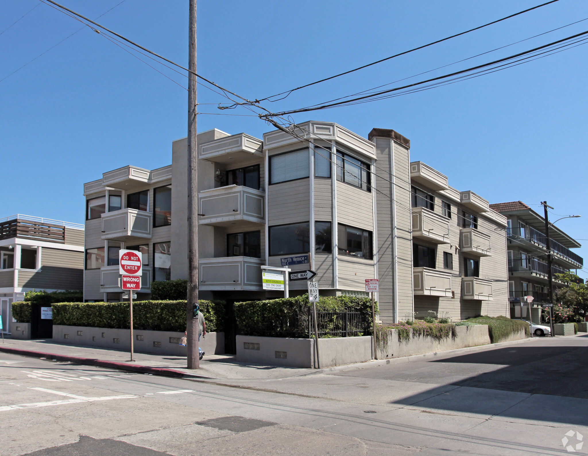 Multifamily in Venice, CA for sale Primary Photo- Image 1 of 1