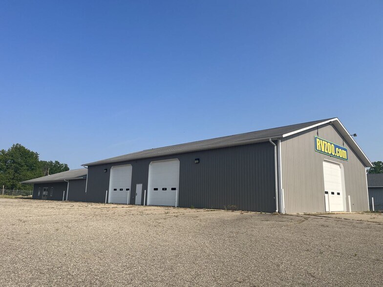 277 12th St, Plainwell, MI à vendre - Photo principale - Image 1 de 1