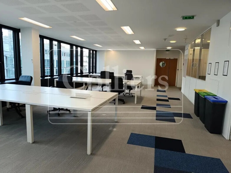 92300 Levallois-Perret, Levallois-Perret à louer - Photo du bâtiment - Image 3 de 9