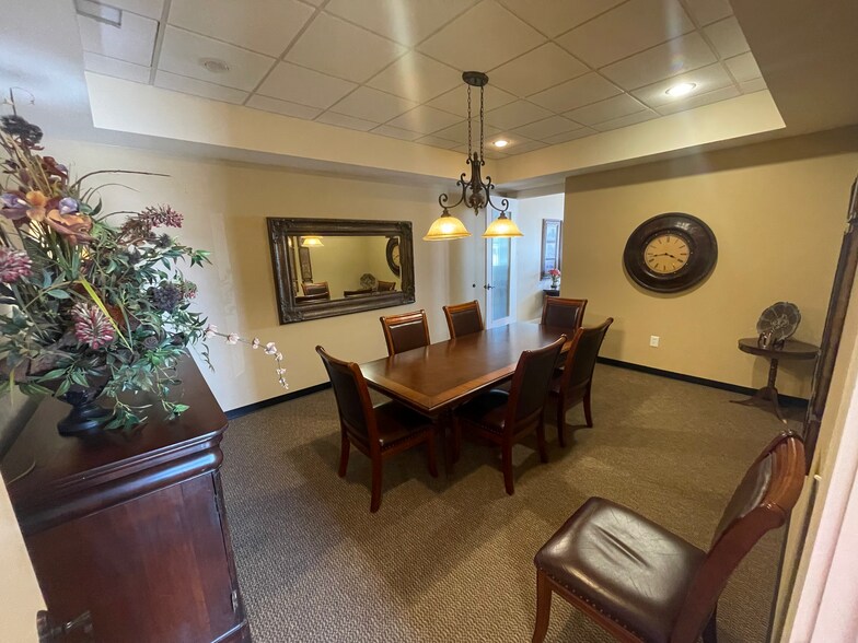 148 S Houston St, Wharton, TX à vendre - Photo intérieure - Image 3 de 14