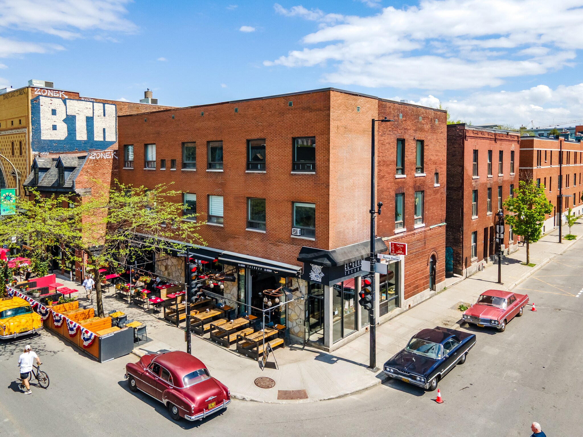 2504-2518 Notre-Dame W, Montréal, QC à vendre Photo du bâtiment- Image 1 de 10