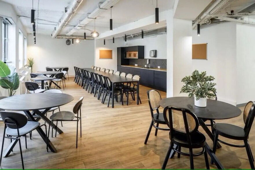 43-45 Avenue De Clichy, Paris à louer - Photo intérieure - Image 3 de 8