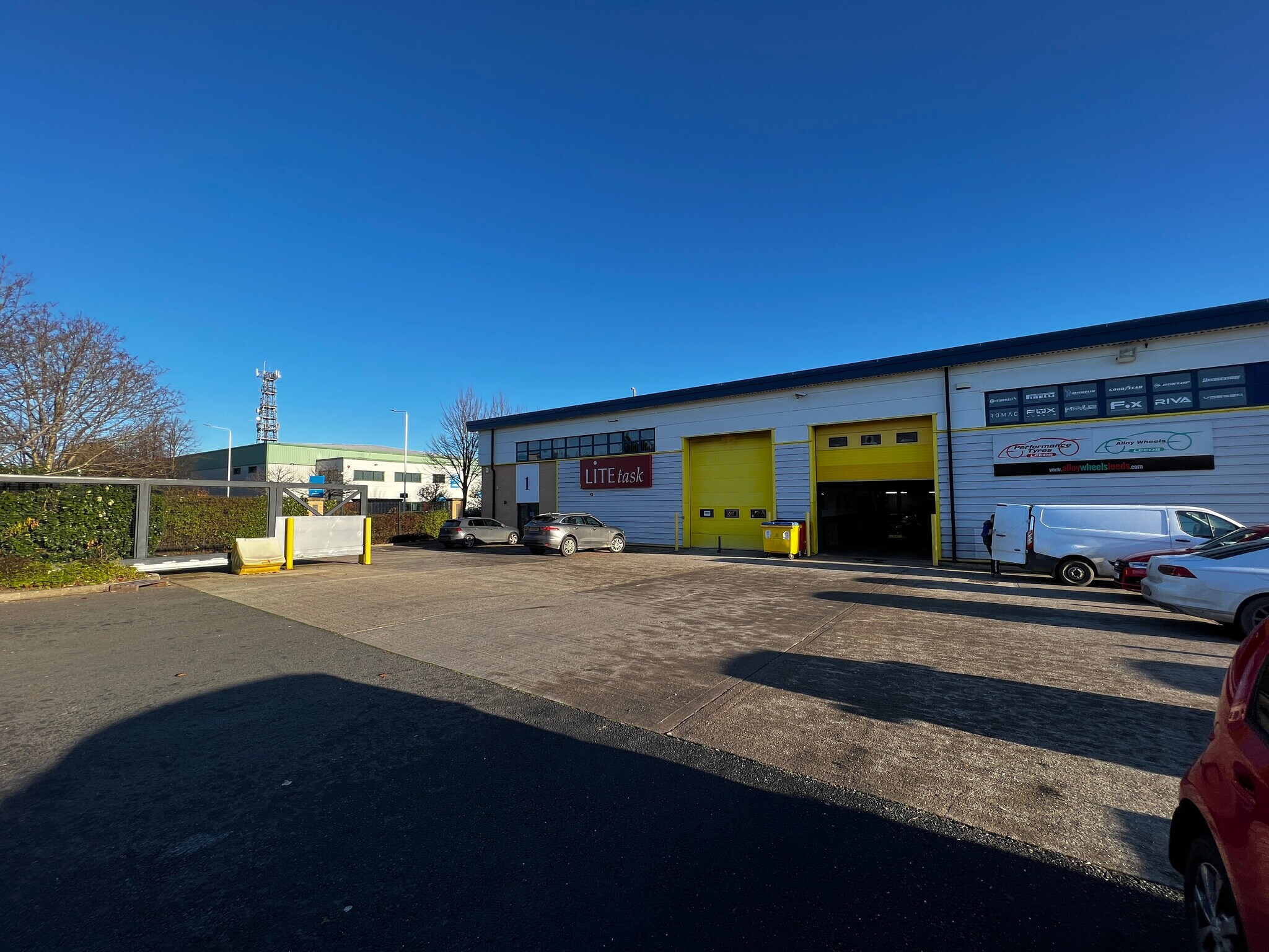 Victoria Rd, Leeds for lease Building Photo- Image 1 of 2