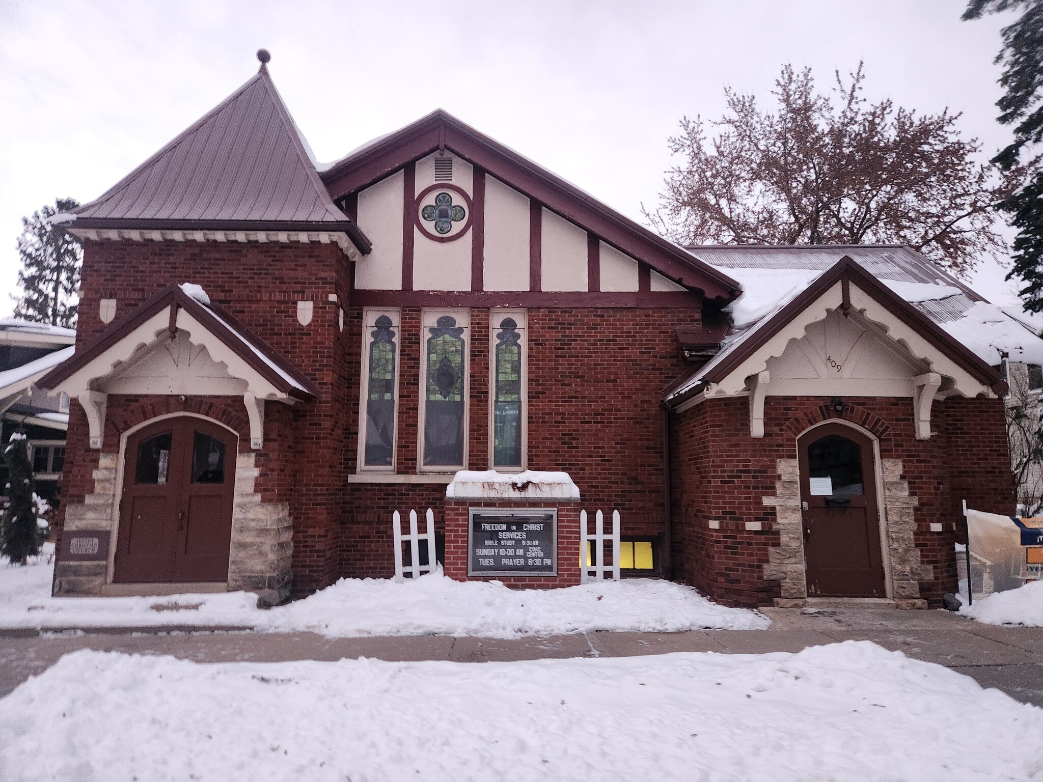 409 4th St, Baraboo, WI for sale Primary Photo- Image 1 of 7